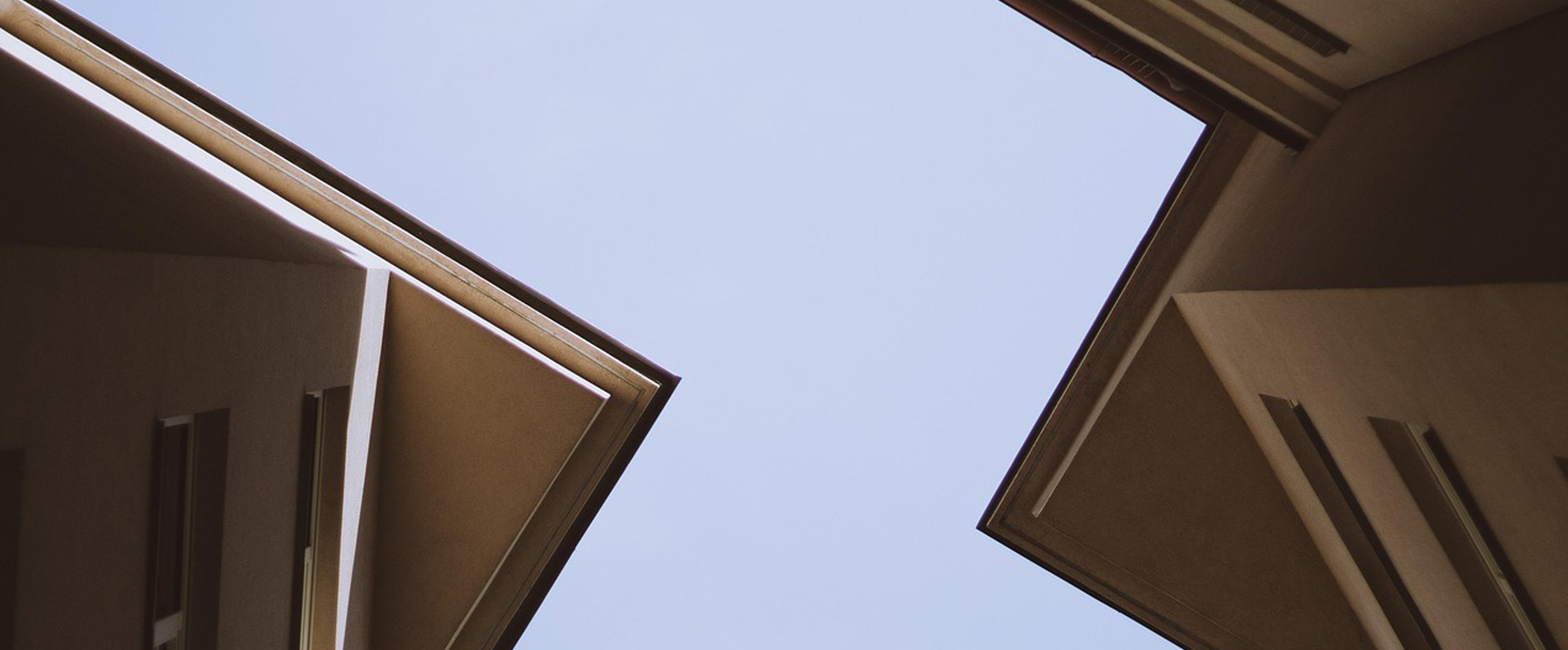 Kerja Keras Butuh Hunian Nyaman! Pilih Atap uPVC Roofmaxx, Adem, Kokoh & Awet Seumur Hidup!